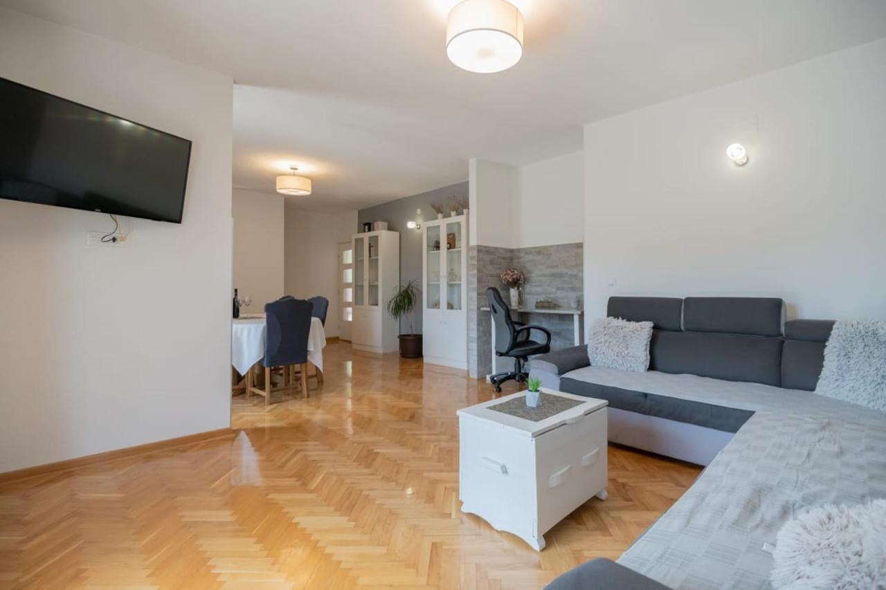 Holiday Home Tone, Makarska - Drum 外观 照片