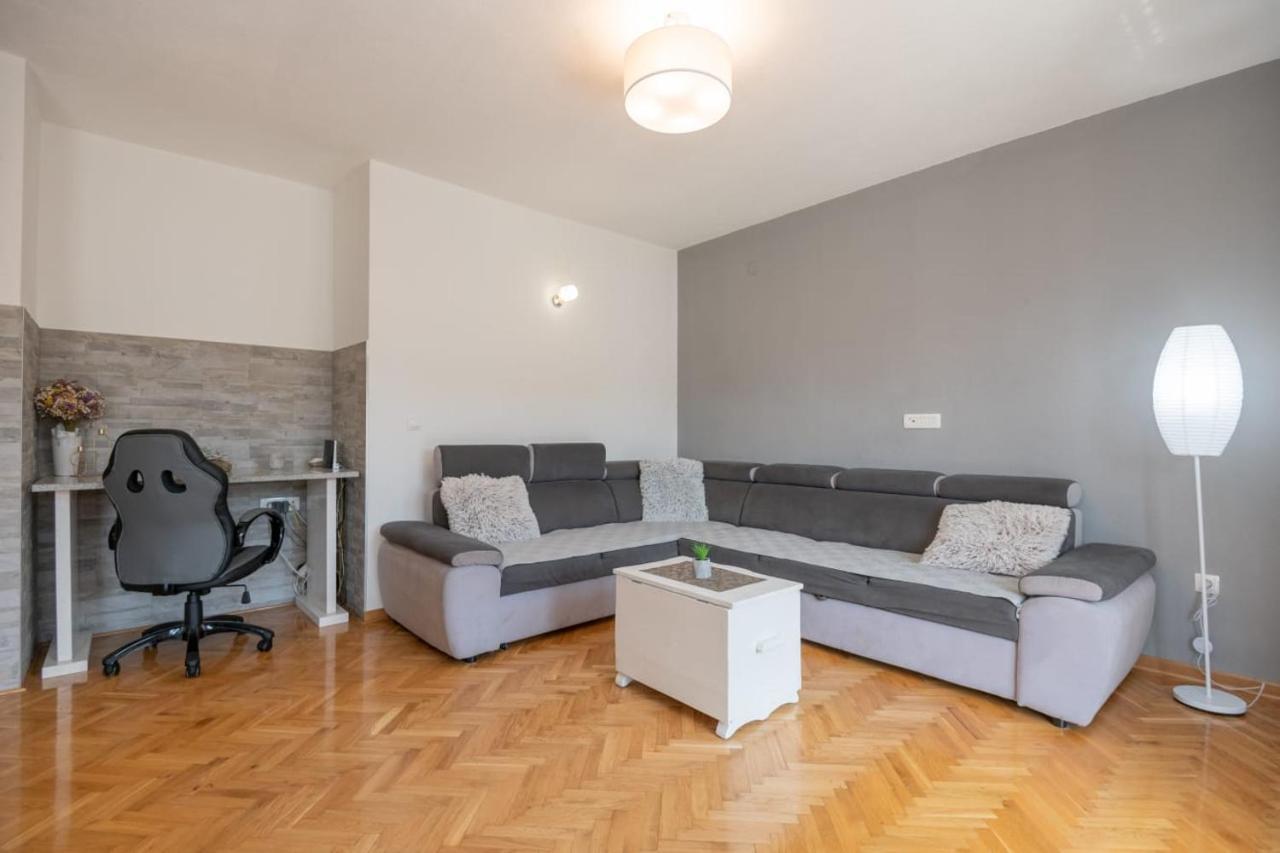 Holiday Home Tone, Makarska - Drum 外观 照片